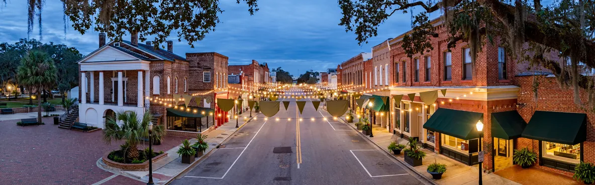 Celebrating in Style: Events and Festivals in Conway