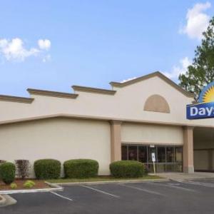 Days Inn by Wyndham Fayetteville-South/I-95 Exit 49 Fayetteville